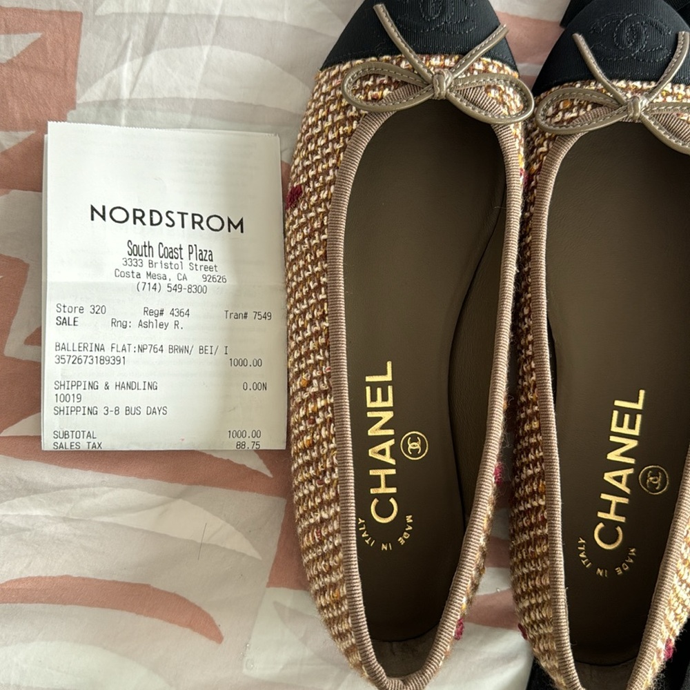Chanel tweed ballet flats, size 36. Never worn. Dust bags and box included. - Picture 7 of 7